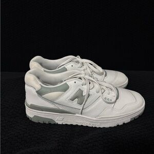 New Balance Men's Off-White Sneakers